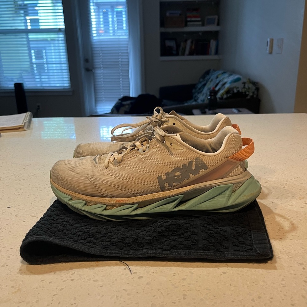 Hooks One One Elevon 2 Women’s Shoes